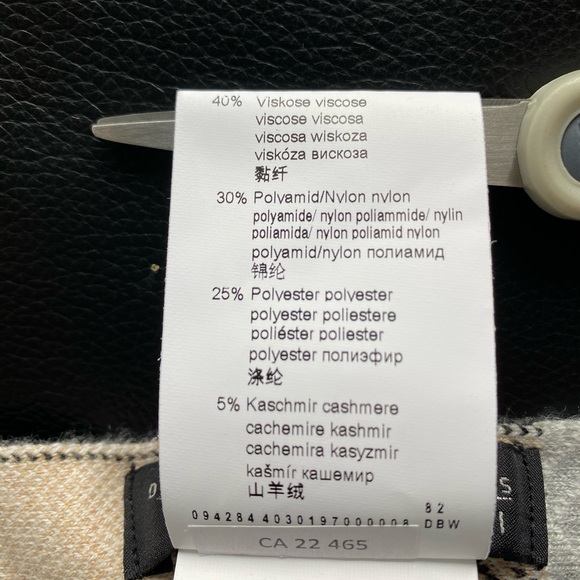 Women Shawl/ blanket scarf - tan, white & black. NWOT. Super soft & warm. - Picture 4 of 5